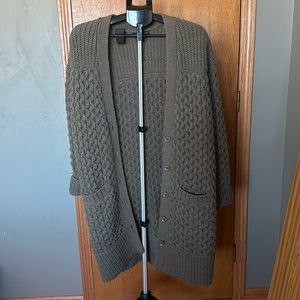 Banana Republic Army green knitted 3/4 length sweater size M